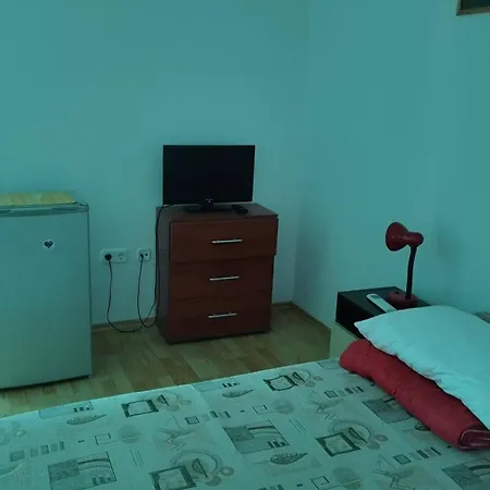 Baji Jozsef Ifjusagi Es Gyermekueduelo 住宿加早餐酒店