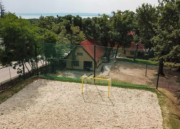 Baji József Ifjúsági és Gyermeküdülő Panzió